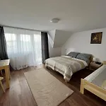 Pod Cisowcem سروموس وايزين