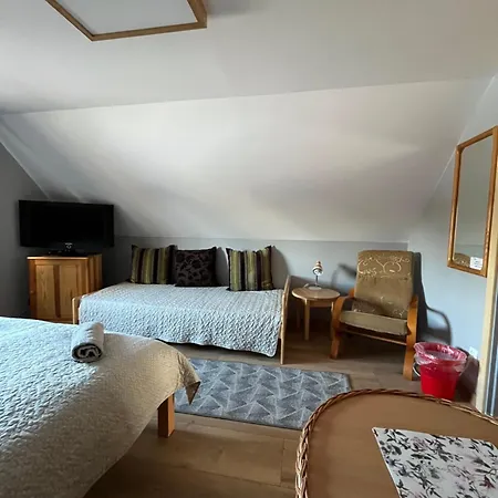 Pod Cisowcem Pansiyon Sromowce Wyzne