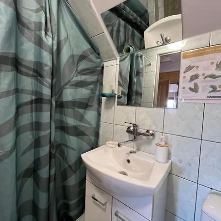 Δωμάτια σε οικογενειακή κατοικία Pod Cisowcem Sromowce Wyzne