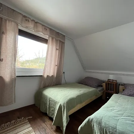 Pod Cisowcem * Sromowce Wyzne