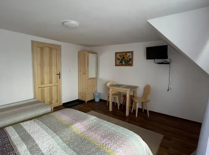 Pod Cisowcem Kwatera prywatna *